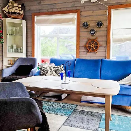 4 Star Holiday Home In Bostad * Tangstad
