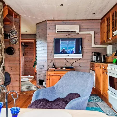 بيت للعطل 4 Star Holiday Home In Bostad Tangstad