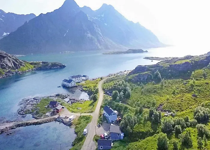 6 Person In Bostad-by Traum *